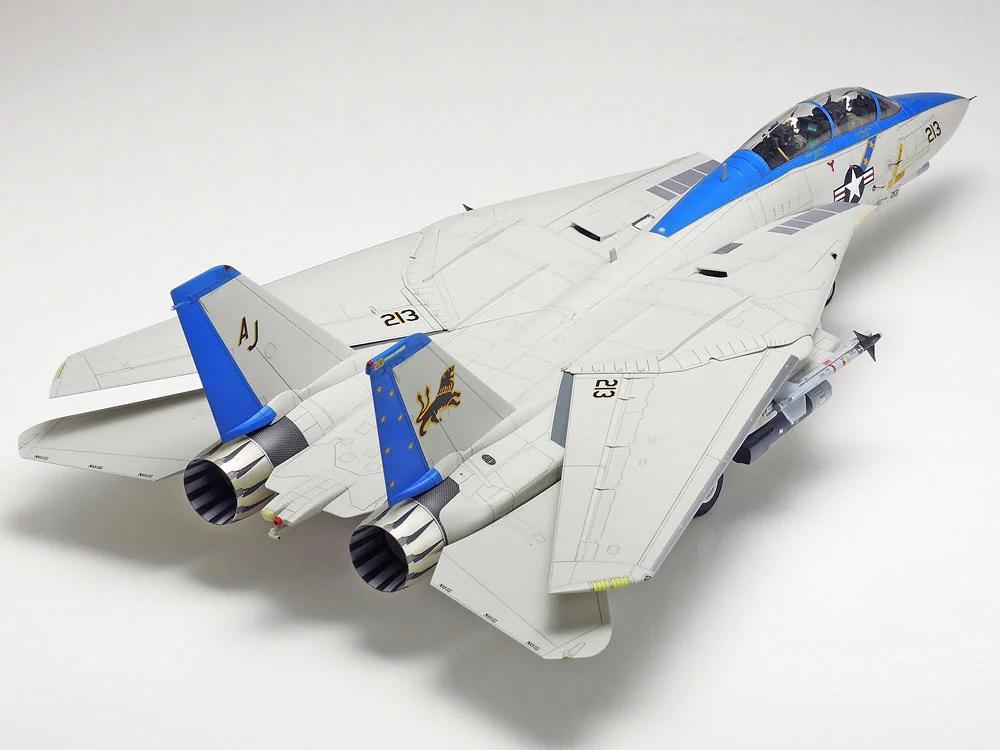 Tamiya 1/48 F-14D Grumman Tomcat Model Kit — official product photo 2