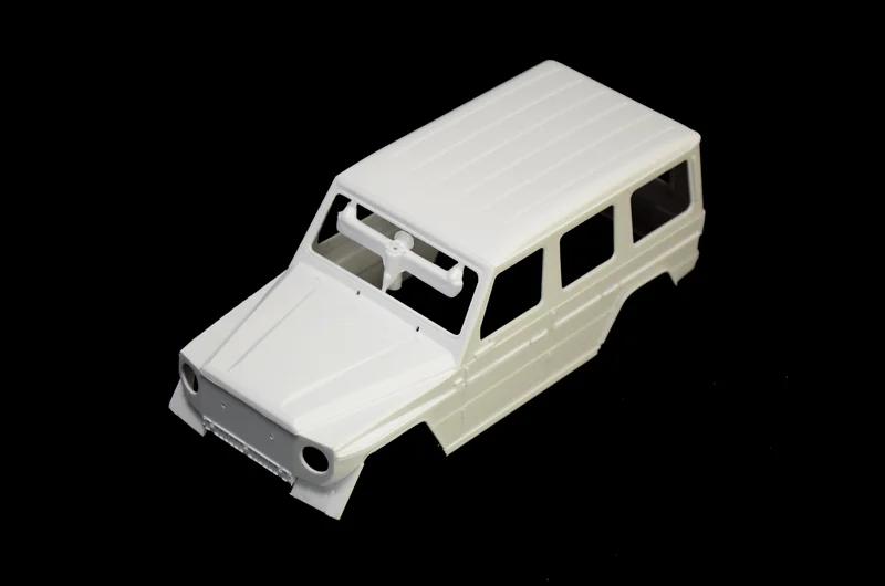 Italeri 1/24 Mercedes-benz G 230 Model Kit — official product photo 4