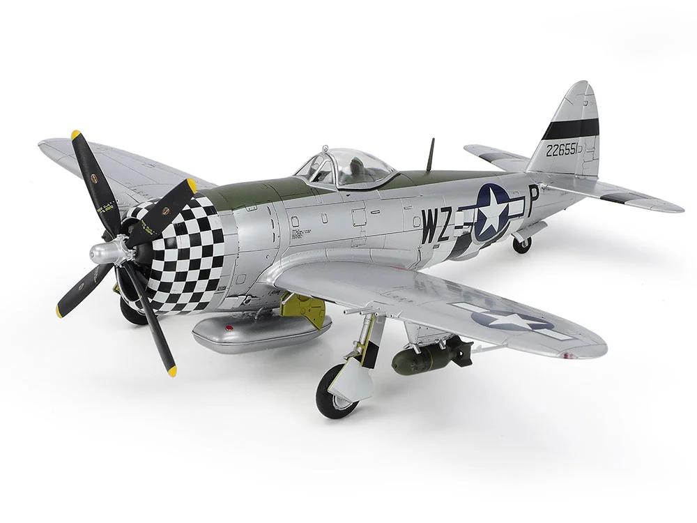 Tamiya 1/72 P-47D Thunderbolt Model Kit — official product photo 1