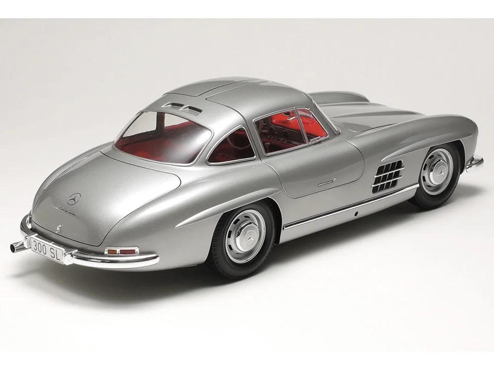 Tamiya 1/24 Mercedes-benz 300sl Model Kit — official product photo 2