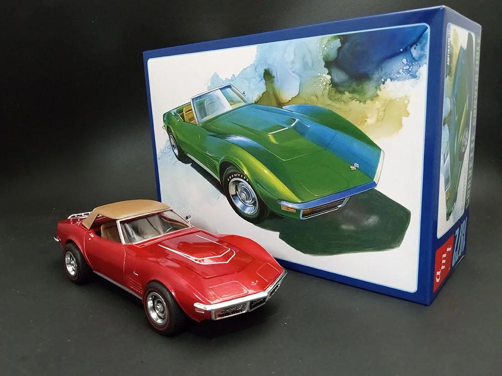 AMT 1/25 72 Chevy Corvette Roadster Model Kit — official product photo 5