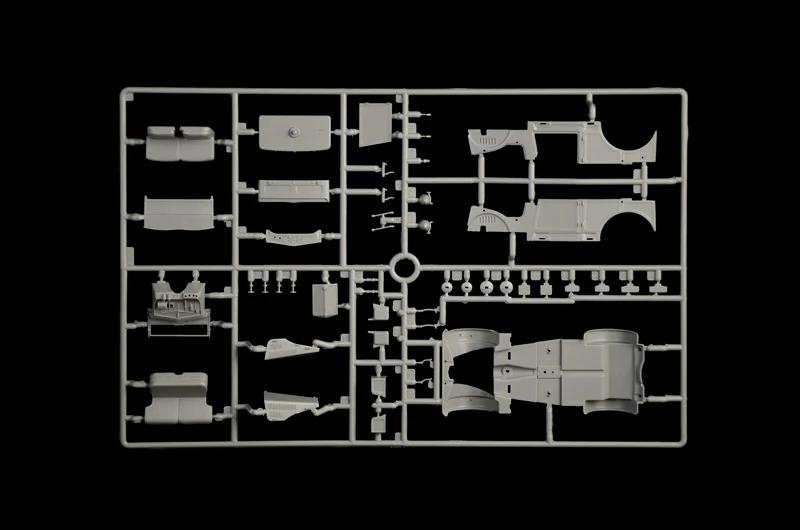Italeri 1/35 Fiat 508cm Coloniale W Crew Model Kit — official product photo 5