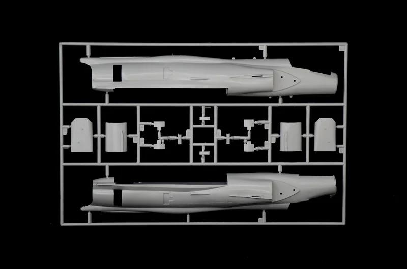 Italeri Saab Ja37 Aj37 Viggen Fghtr 48 Model Kit — official product photo 6