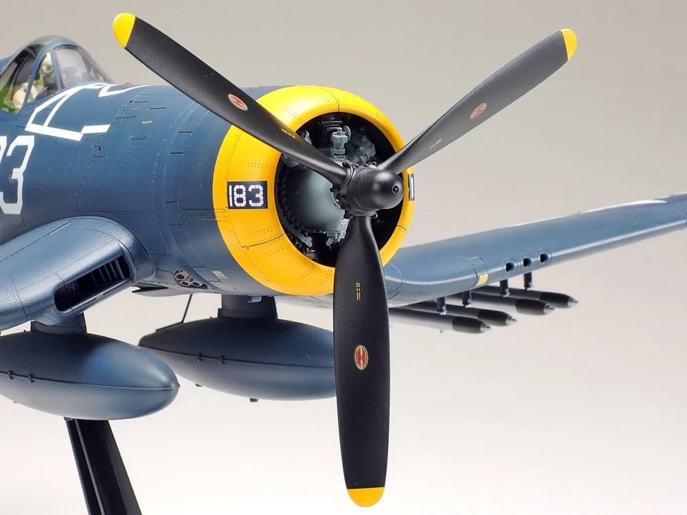 Tamiya 1/32 Vought F4u-1d Corsair Model Kit — official product photo 4