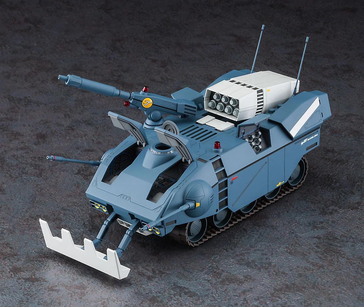 Hasegawa 1/35 Crusher Joe Galleon Ova Model Kit — official product photo 3