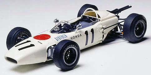 Tamiya 1/20 F-1 Honda Ra-272 Model Kit — box art