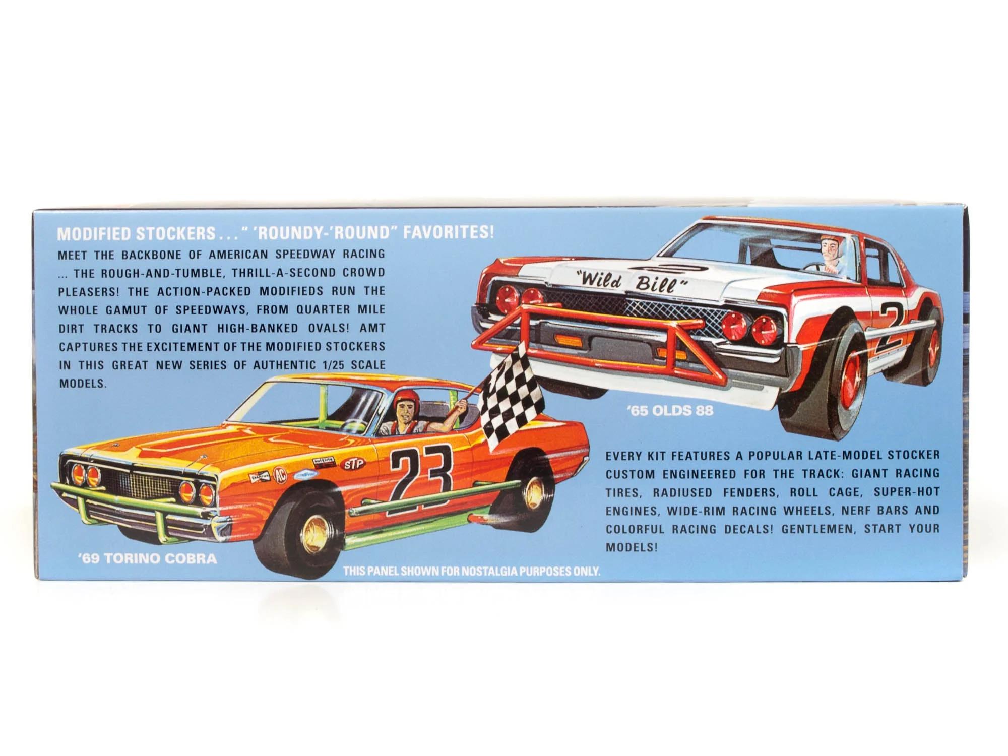 AMT 1/25 1966 Chevy Impala Modified Stocker Model Kit — official product photo 3