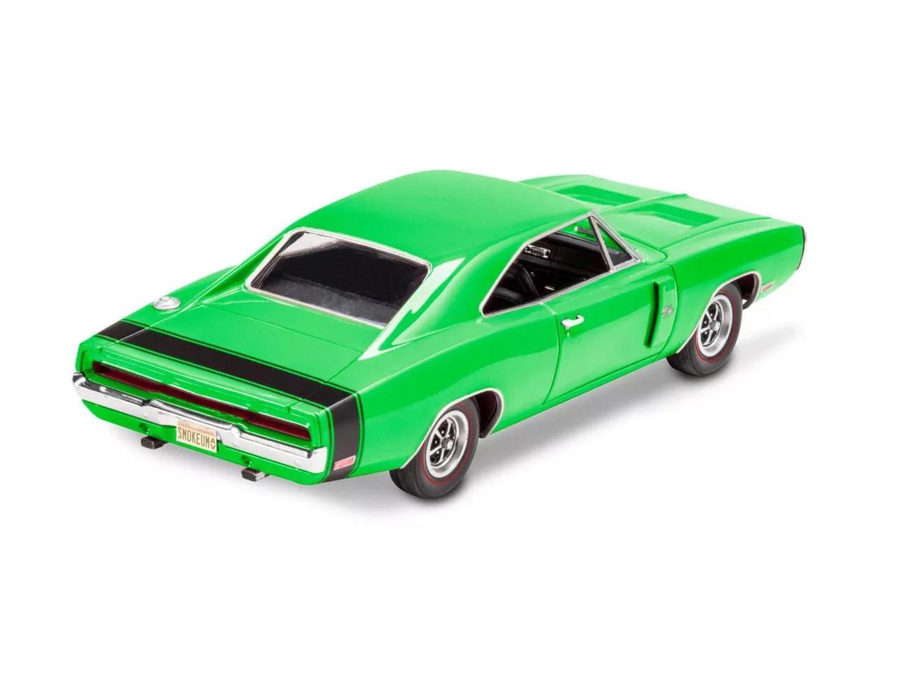 Revell 1/25 70 Dodge Charger R T Model Kit — official product photo 4
