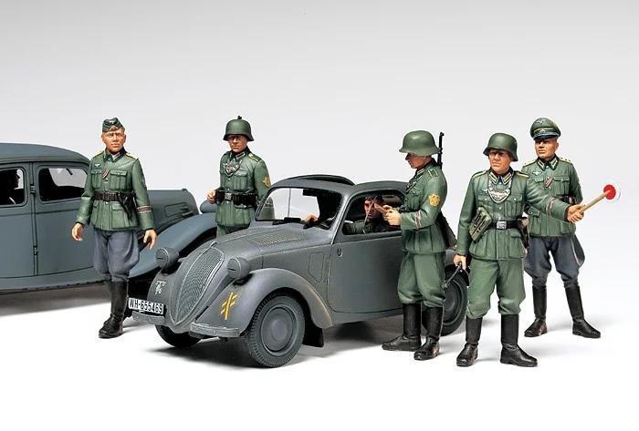 Tamiya 1/35 Simca 5 Staff Car German Model Kit — official product photo 5