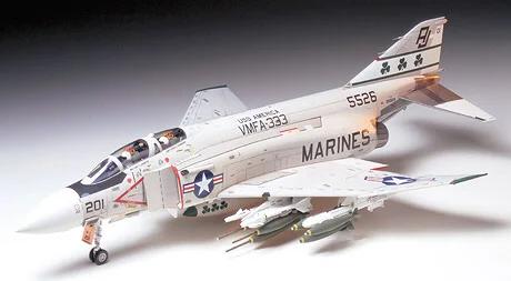 Tamiya 1/32 F-4J Phantom II Marines Model Kit — box art