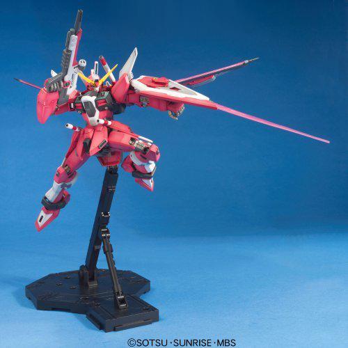 Bandai 1/100 MG Infinite Justice Seed Model Kit — product photo 4