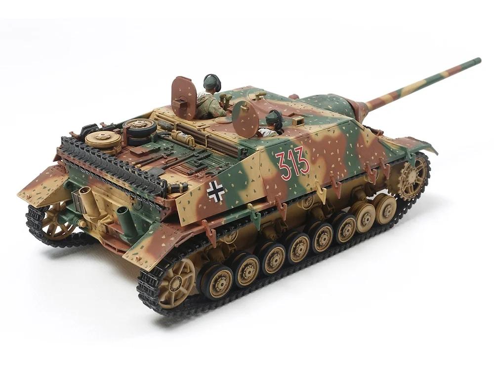 Tamiya 1/35 German Jagdpanzer IV 70 Model Kit — official product photo 2