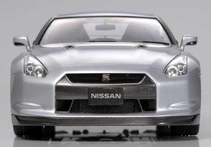 Tamiya 1/24 Nissan Gtr Model Kit — official product photo 2