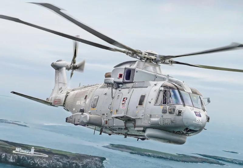 Italeri 1/72 AW-101 Merlin Hm 1 Model Kit — box art