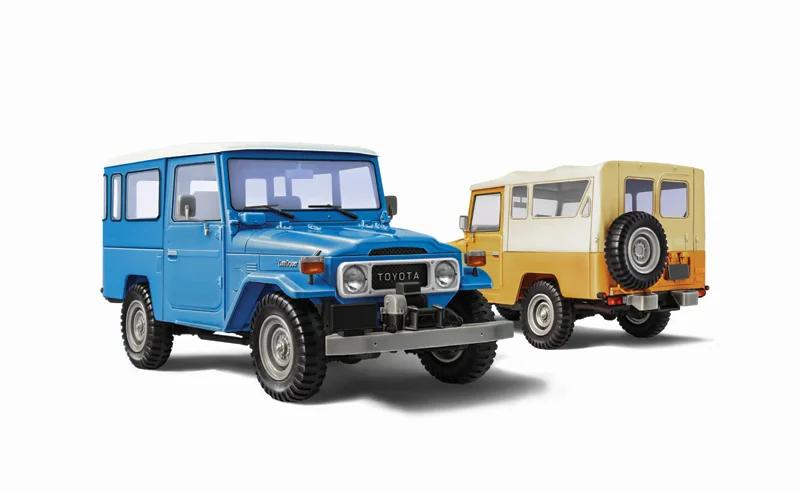 Italeri 1/24 BJ-44 Toyota Land Cruiser Soft Hard Model Kit — official product photo 1