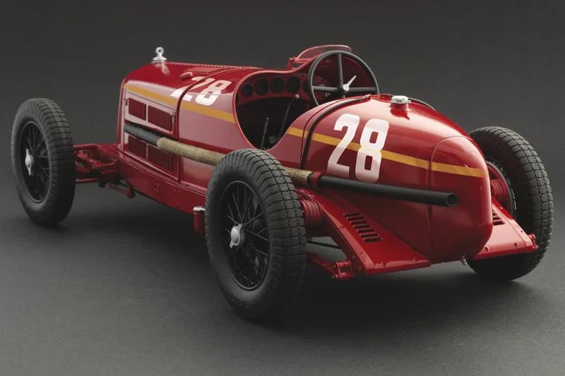 Italeri Alfa Romeo 8c 2300 Monza Tazio Nuvola 12 Model Kit — official product photo 4