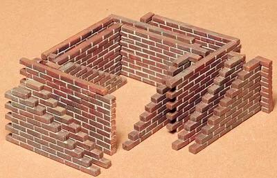 Tamiya 1/35 Brick Wall Set Model Kit — box art
