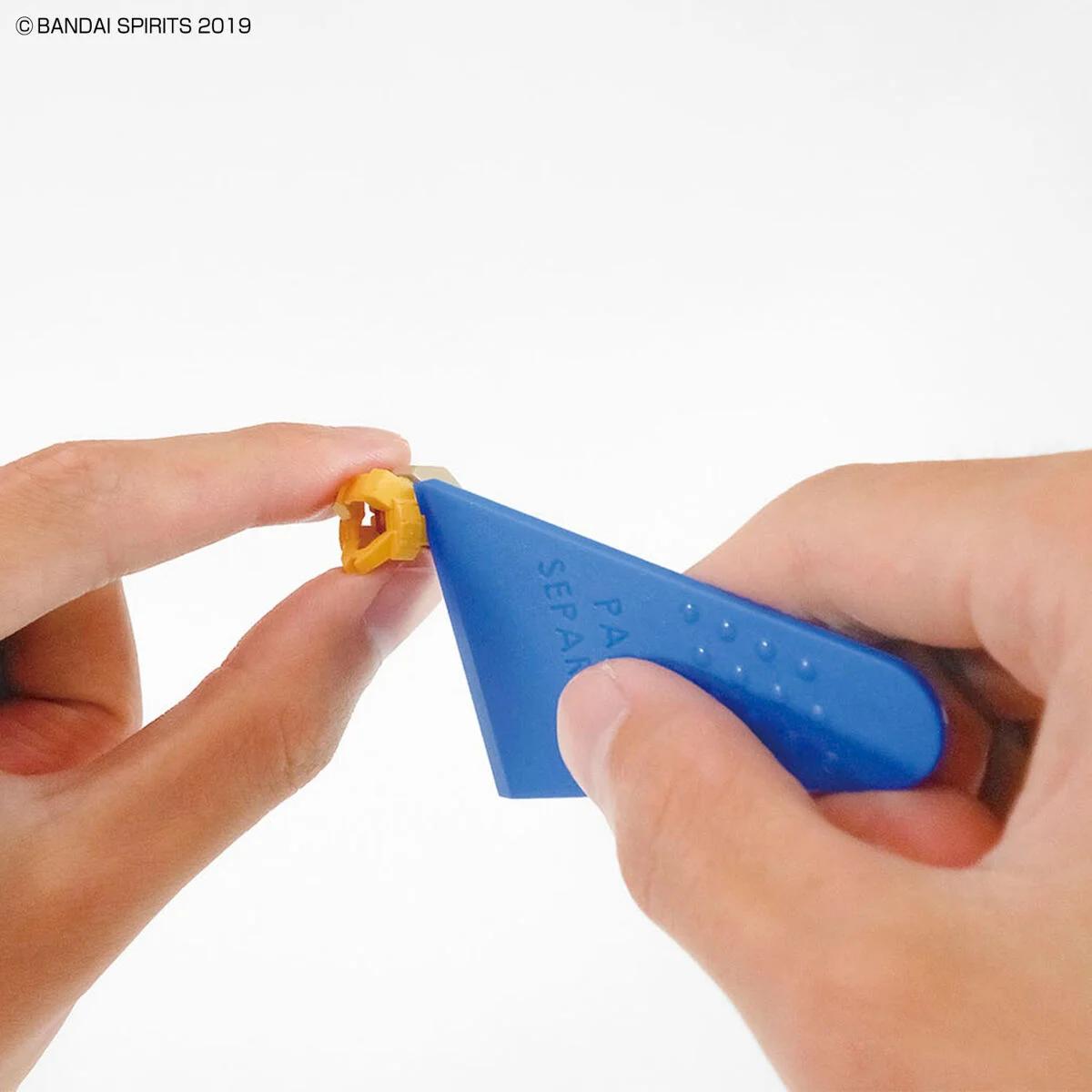 Bandai Blue Tool Set Model Kit — official product photo 6