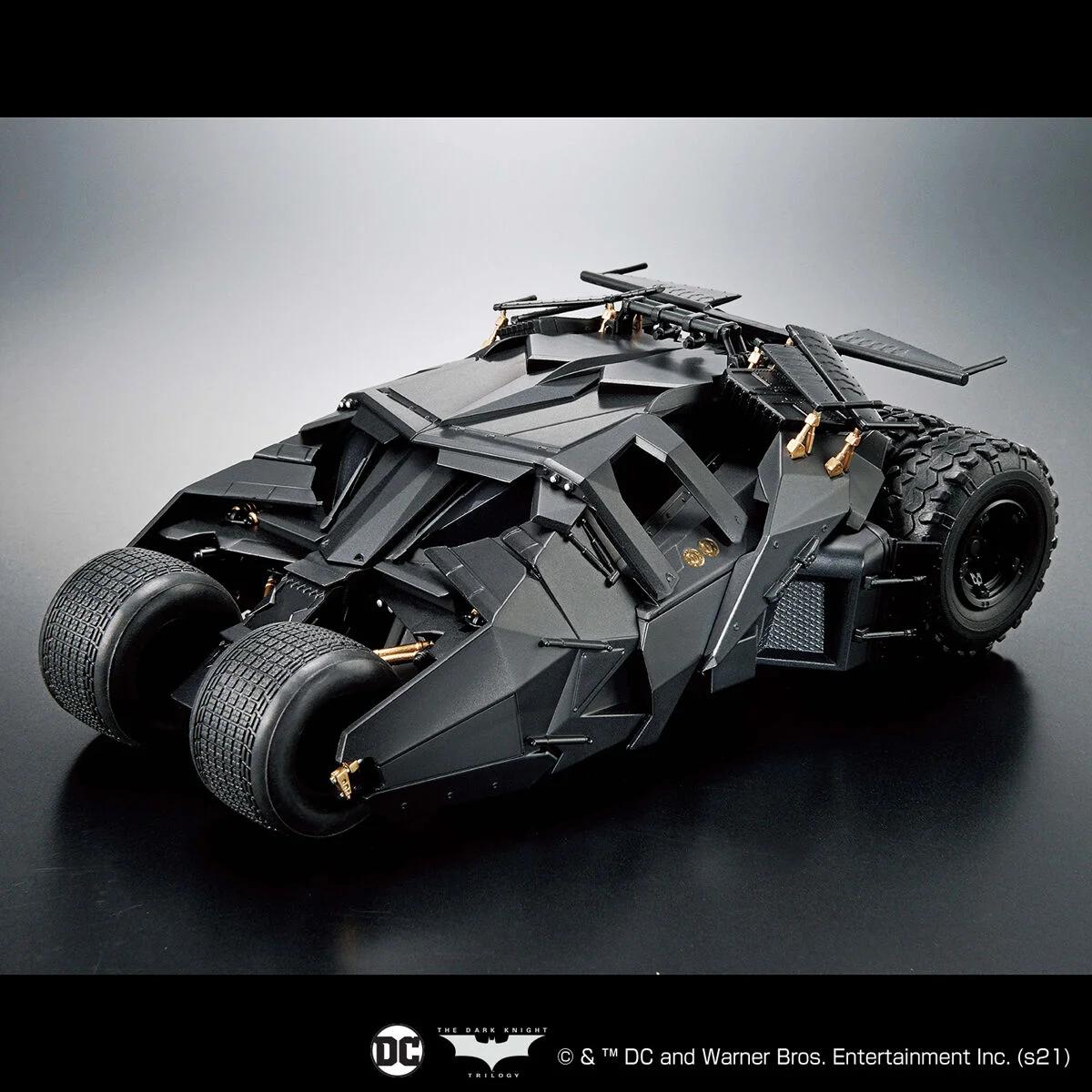 Bandai 1/35 Batmobile Batman Beginsver Model Kit — official product photo 1