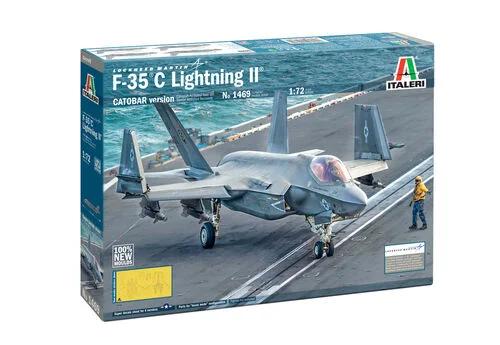 Italeri 1/72 F-35C Lightning II Model Kit — box art