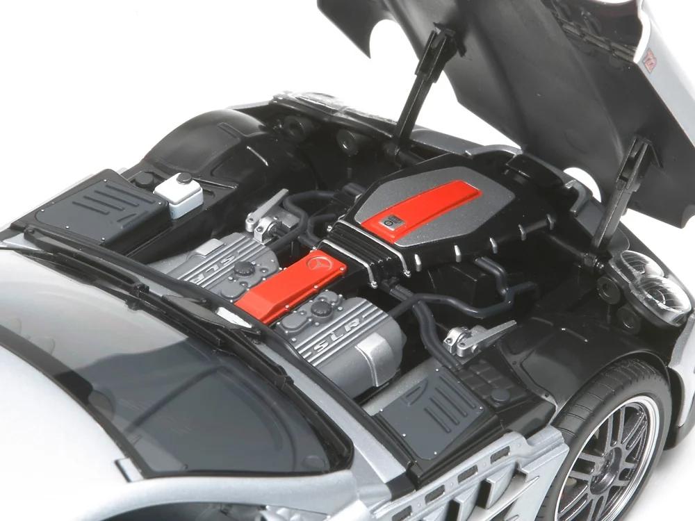 Tamiya 1/24 Mercedes Benz Slr722 Model Kit — official product photo 2