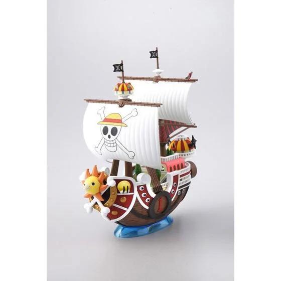 Bandai 01 Thousand Sunny Ship One Piece Model Kit — official product photo 1