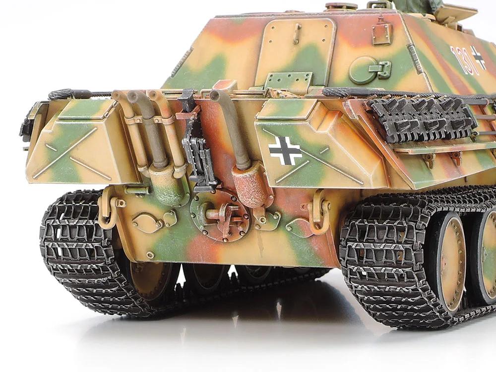 Tamiya 1/35 German Jagdpanther Late Model Kit — official product photo 5