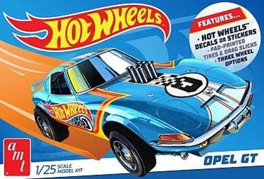 AMT 1/25 32 Ford Phantom Vicky Hot Wheels Model Kit — box art