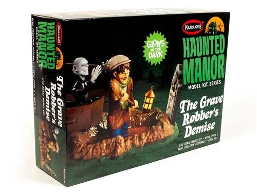 Polar Lights Haunted Manor Grave Robbers Demise Model Kit — official product photo 2