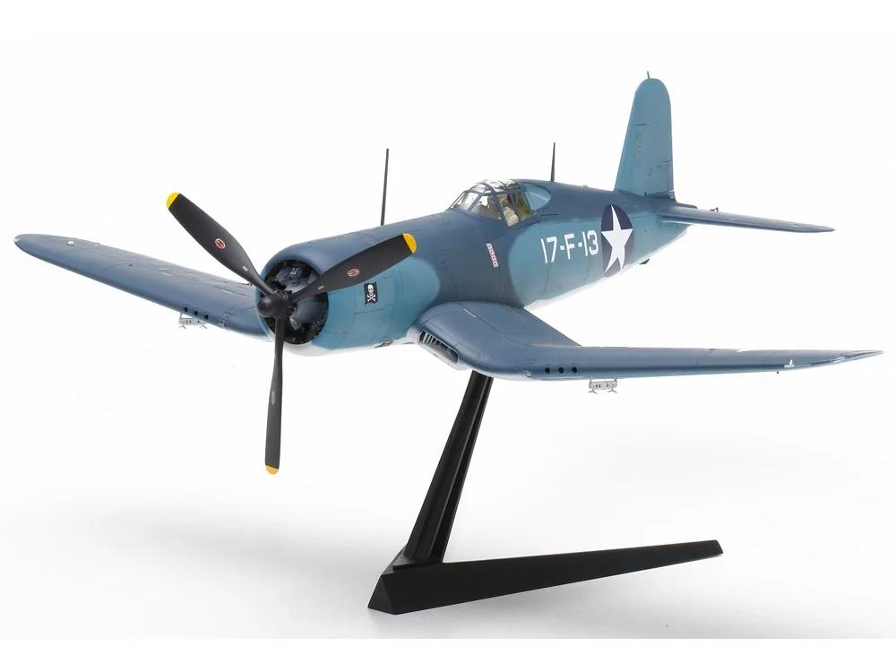 Tamiya 1/32 Vought F4u-1 Birdcage Model Kit — official product photo 1