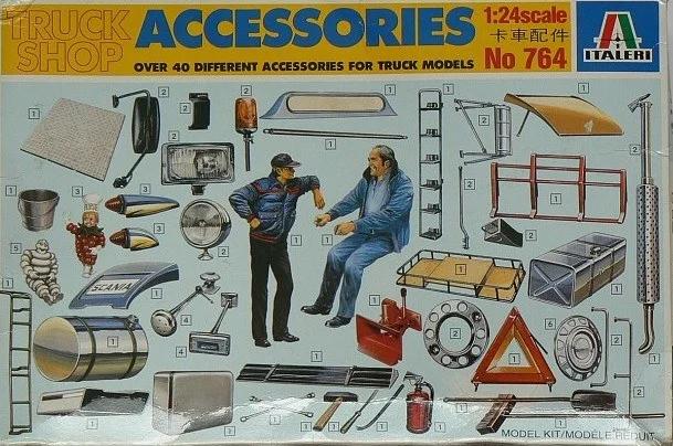 Italeri 1/24 Truck Shop Accessories Model Kit — box art