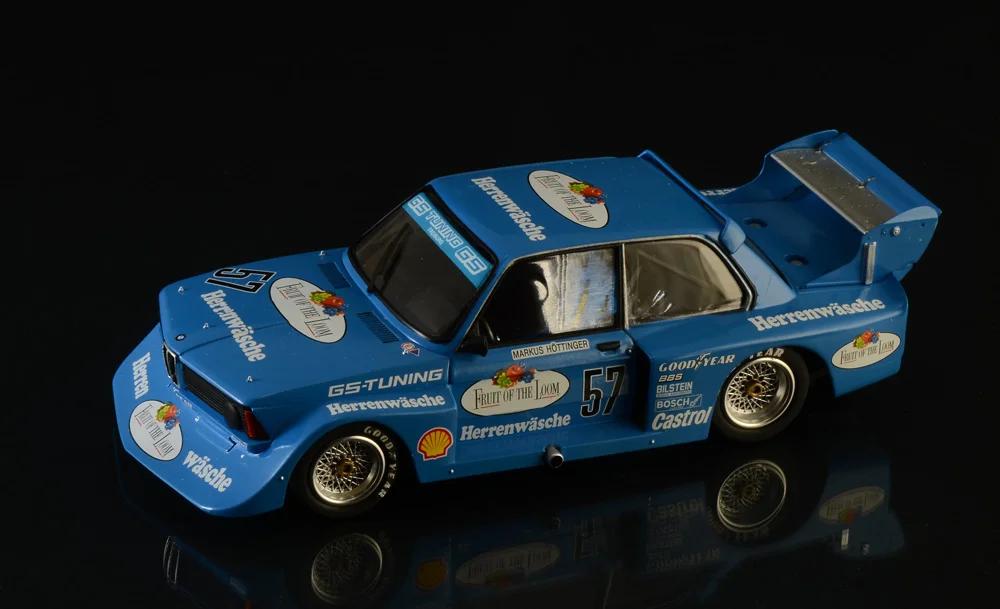 Italeri 1/24 Bmw 320 Group 5 Model Kit — official product photo 6
