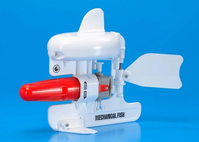 Tamiya Mechanical Fish Model Kit — official product photo 1