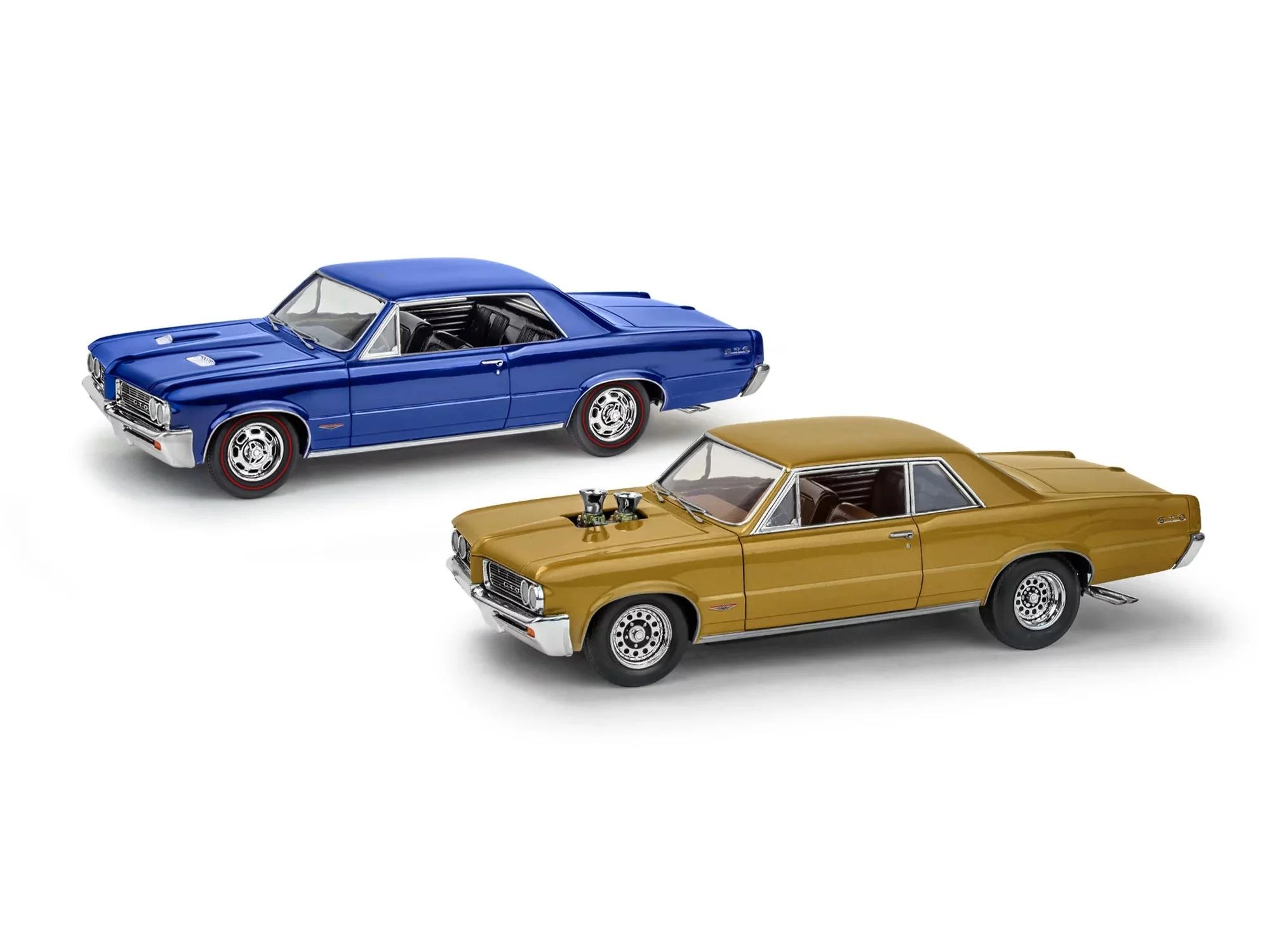 Revell 1/24 1964 Pontiac Gto Model Kit — official product photo 2