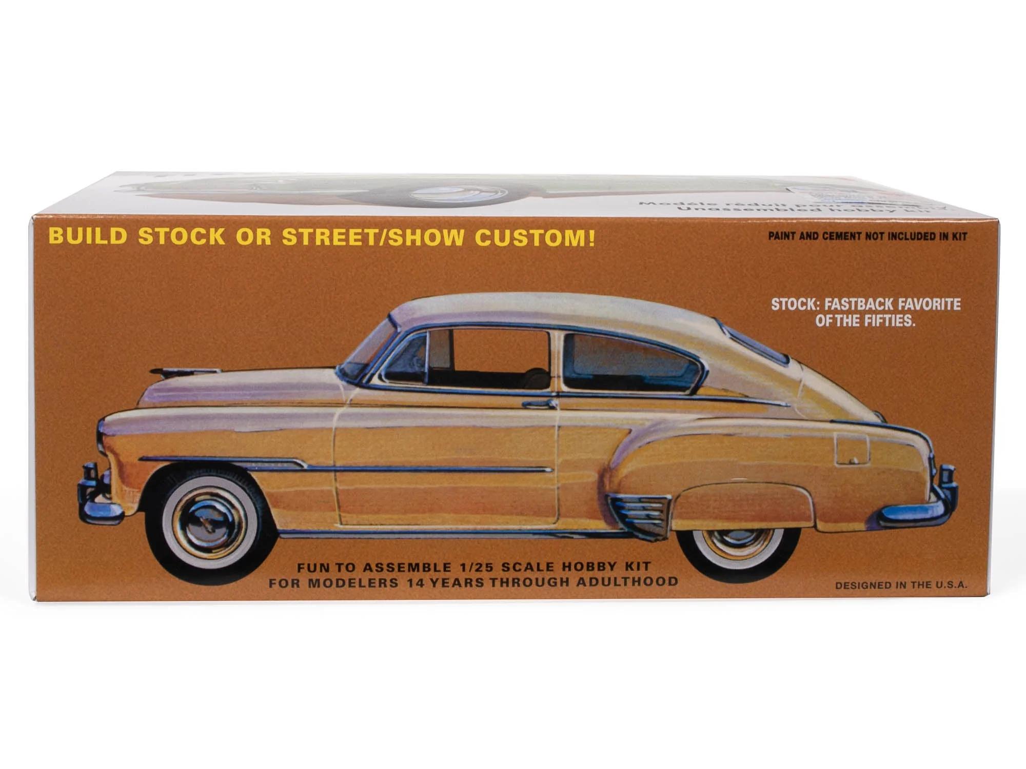 AMT 1/25 51 Chevrolet Fleetline Model Kit — official product photo 4