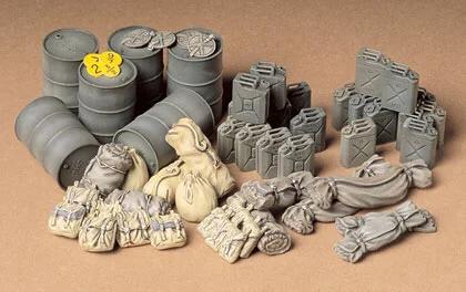 Tamiya 1/35 Allied Vehicle Acces Set Model Kit — box art