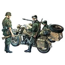 Italeri 1/72 WW-II German Motorcycle Model Kit — box art