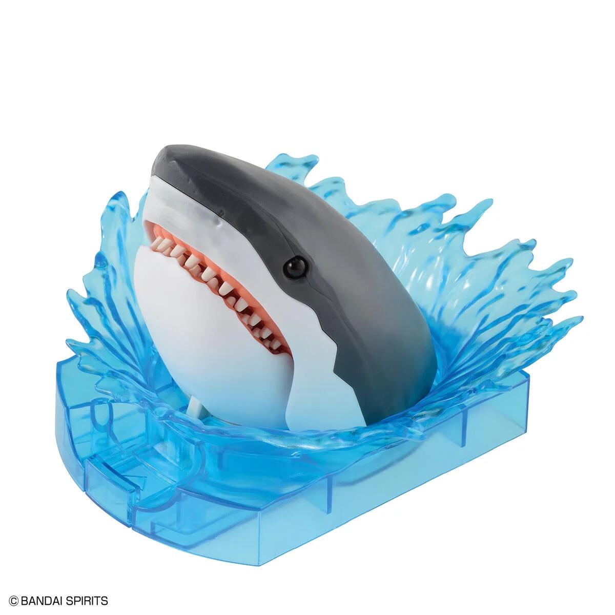Bandai Great White Shark Exploring Lab Model Kit — official product photo 2