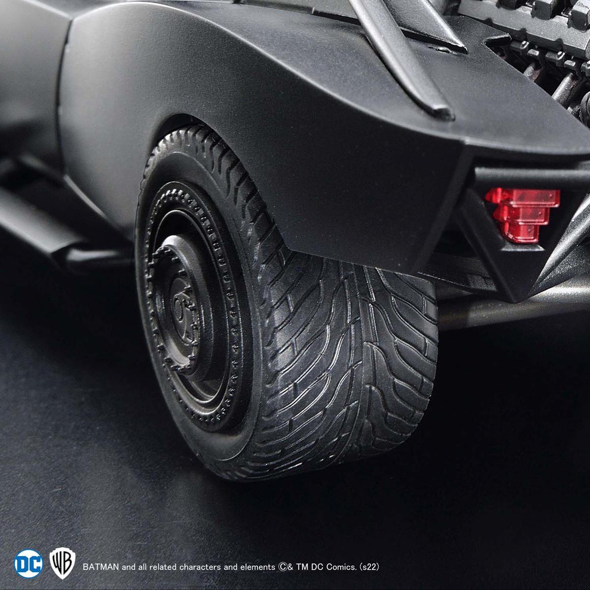Bandai 1/35 Batmobile the Batman Model Kit — product photo 11