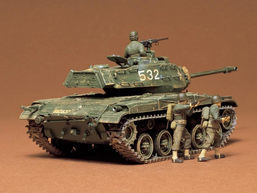 Tamiya 1/35 US M41 Walker Bulldog Model Kit — official product photo 1