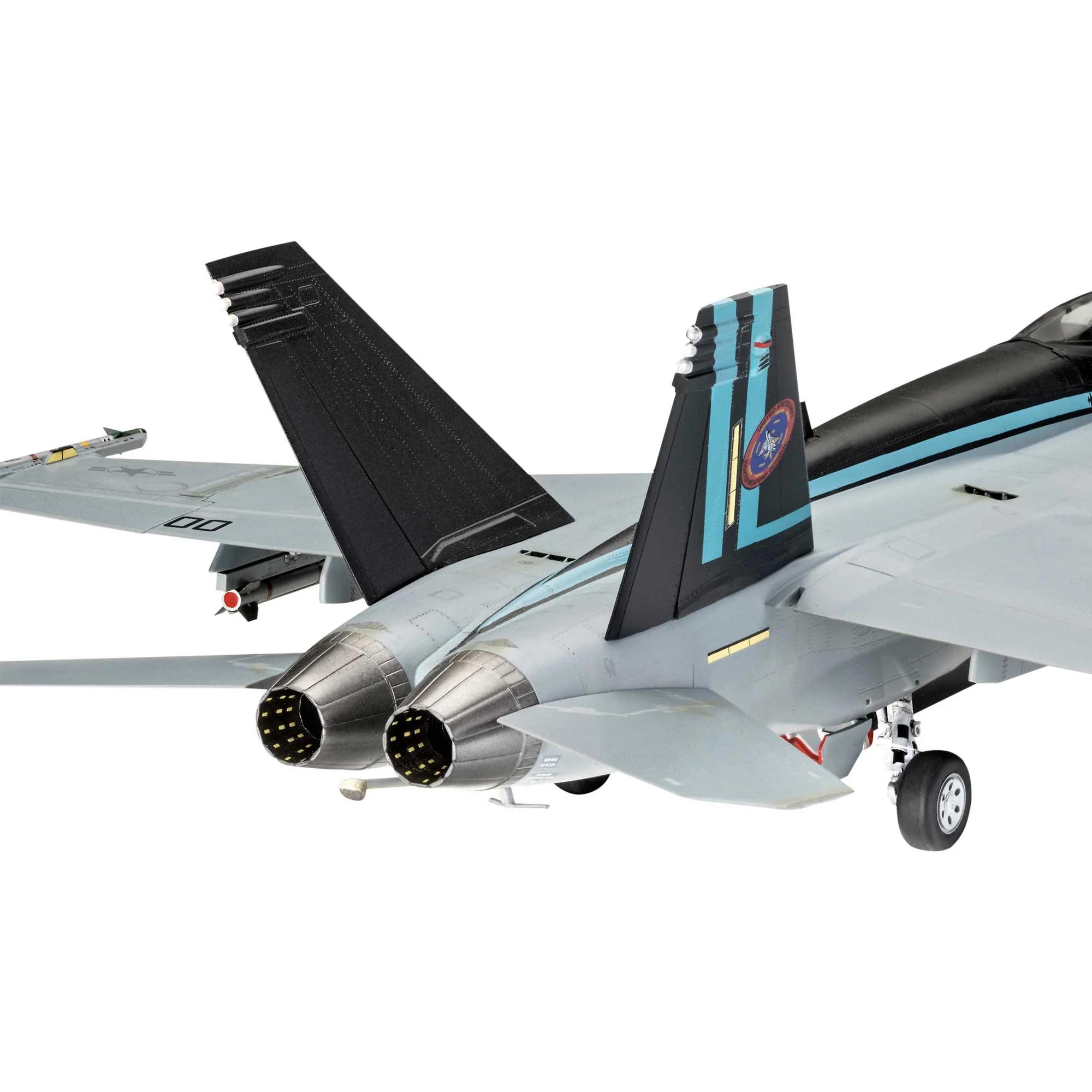 Revell 1/48 A-18E Mavericks F Hornet Top Gun Model Kit — official product photo 4