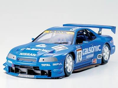 Tamiya 1/24 GT-R Calsonic Skyline Model Kit — box art
