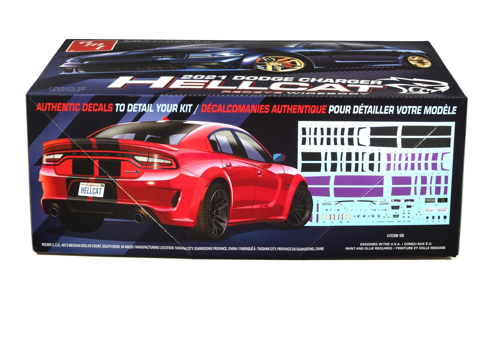 AMT 1/25 Charger Hellcat Redeye Widebody Model Kit — official product photo 2