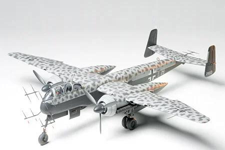 Tamiya 1/48 Heinkel He-219 Uhu Model Kit — box art