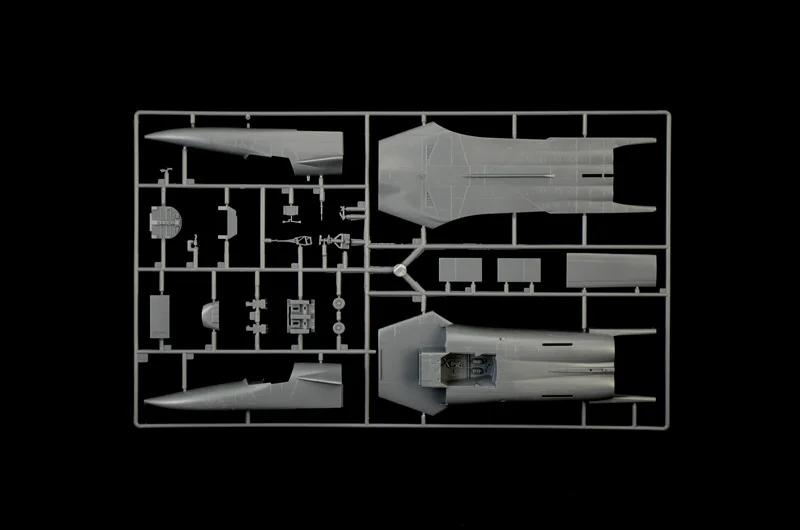 Italeri 1/72 EF-111A Raven Model Kit — official product photo 5