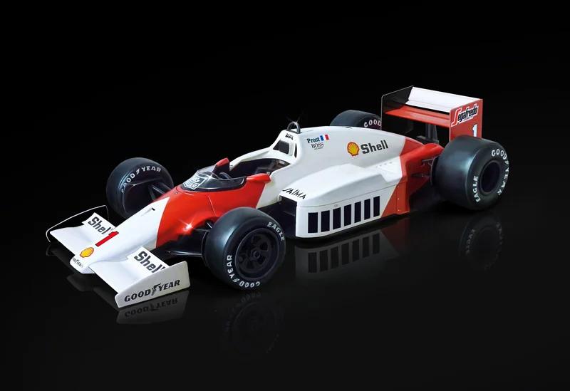 Italeri 1/12 Mclaren Mp4-2c Formula 1 Model Kit — official product photo 1