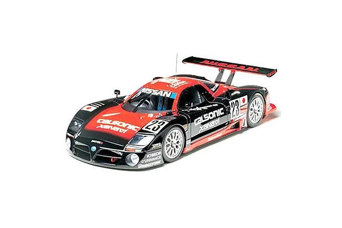 Tamiya 1/24 Nissan R-390gti Model Kit — box art