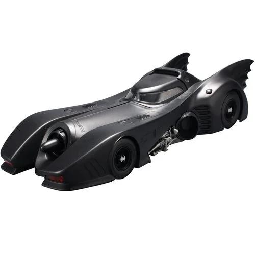 Bandai 1/35 Batmobile Batman Model Kit — box art