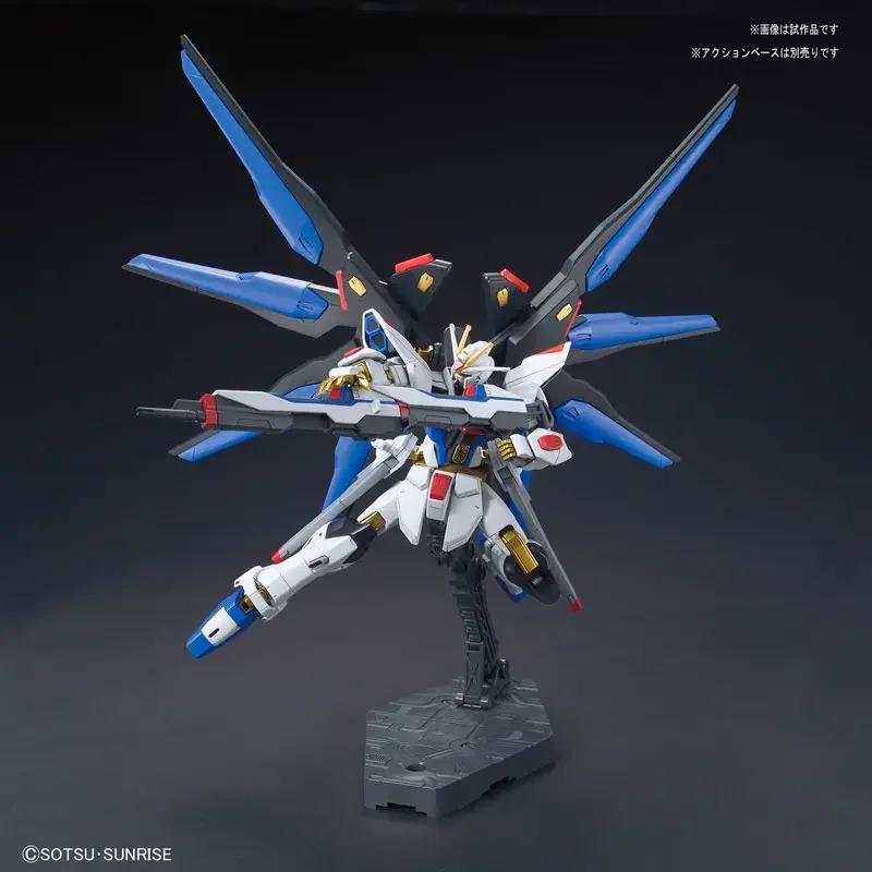 Bandai 1/144 HG ZGMF-X20A Strike Freedom Seed Model Kit — product photo 5