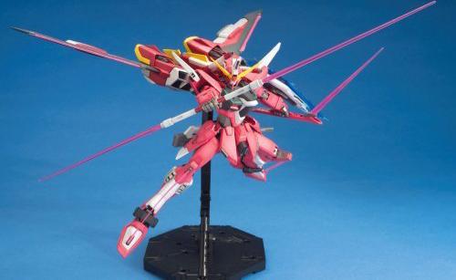 Bandai 1/100 MG Infinite Justice Seed Model Kit — product photo 6